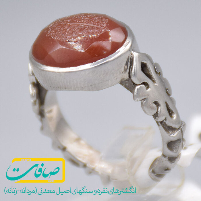 انگشتر عقیق یمنی سرخ خطی آیه "و من یتق الله ..." مردانه «کد 3570»