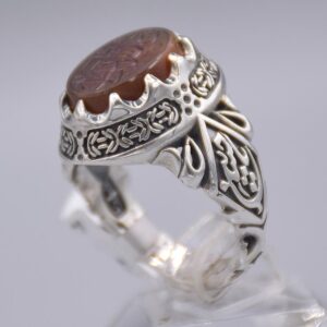 انگشتر عقیق یمنی خطی 